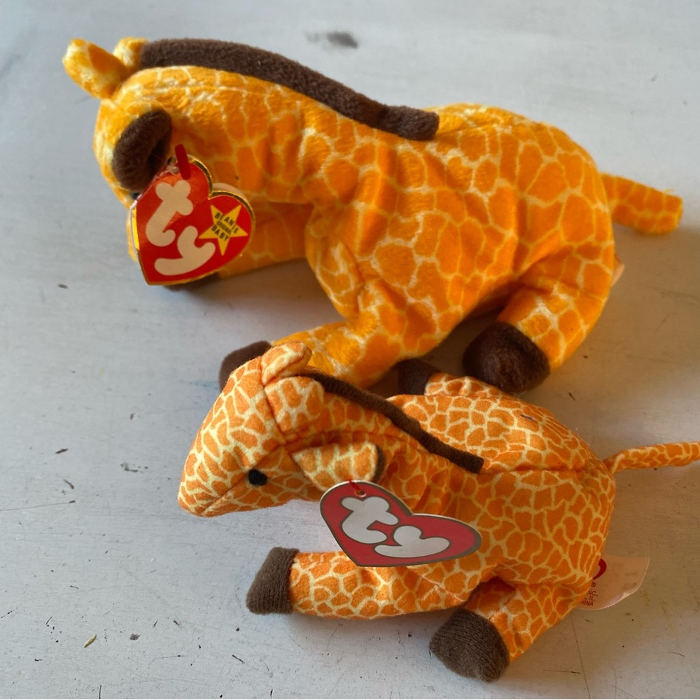 Twigs the giraffe Ty beanie baby and Twigs teenie beanie baby.